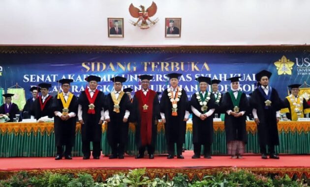 Universitas Syiah Kuala Kukuhkan Lima Profesor Baru dalam Sidang Terbuka Senat Akademik