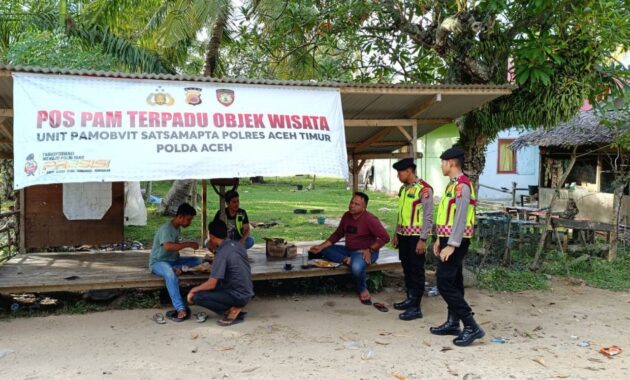 Patroli Dialogis, Personel Satsamapta Polres Aceh Timur di Obyek Wisata Minimalisir Gangguan Kamtibmas