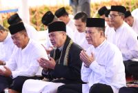 Pj Gubernur Berdoa dan Zikir Bersama Masyarakat untuk Syuhada Tsunami Aceh