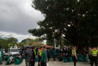 Ratusan Mahasiswa Aceh Gelar Aksi Tolak Rohingya di Gedung DPRA