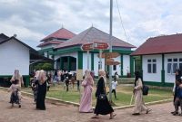 Menjelang Ramadhan, Masyarakat Aceh Antusias Berziarah ke Makam Syiah Kuala