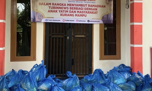 Sambut Ramadhan, Tubinnews Bagikan Sembako ke Anak Yatim dan Masyarakat Kurang Mampu