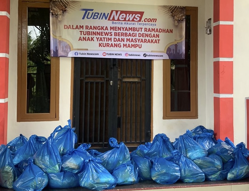 Sambut Ramadhan, Tubinnews Bagikan Sembako ke Anak Yatim dan Masyarakat Kurang Mampu
