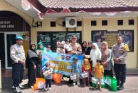 Polsek Kuta Alam Kembali Menyerahkan Bantuan Bakti Sosial Polri Peduli Stunting