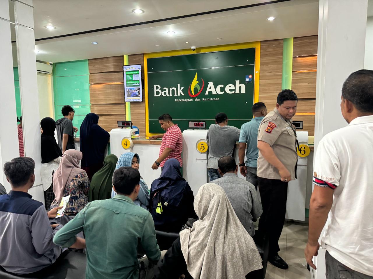 Kegiatan Operasional Terbatas Bank Aceh Berjalan Baik