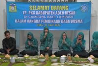 Pj Ketua TP-PKK Aceh Besar Buka Pembinaan Dasawisma di Gampong Baet Lampuot