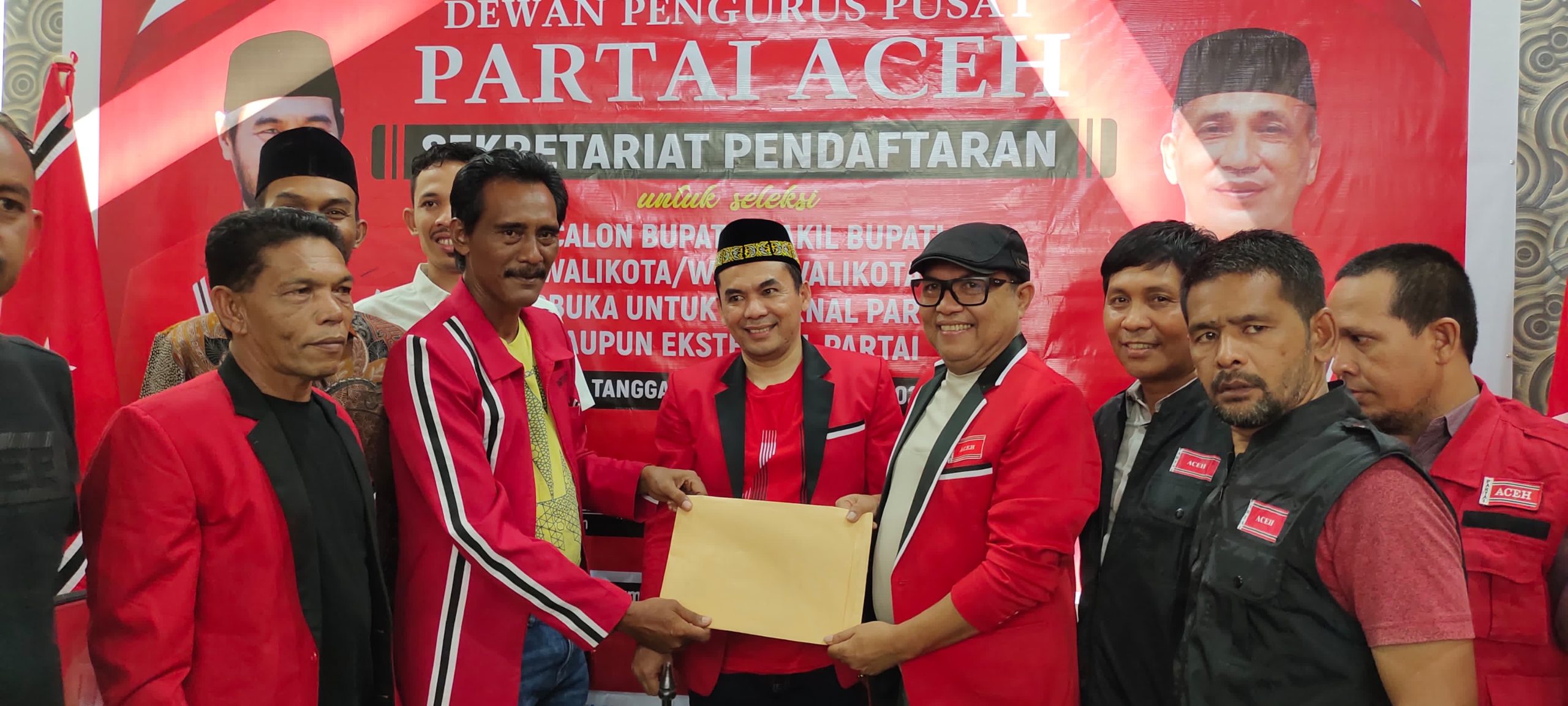 Sayuti Abubakar Daftar Bakal Calon Walikota Lhokseumawe Ke Partai Aceh