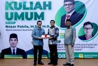 Isi Kuliah Umum di UIN Ar-Raniry: Wamenkominfo RI Soroti Pentingnya Literasi dan Keterampilan Digital
