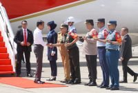 Pangdam IM dan Forkopimda Prov Aceh Sambut Kedatangan Presiden RI Ir. H. Joko Widodo di Provinsi Aceh