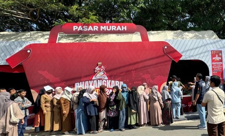 26.470 Paket Komoditi Murah di Bhayangkara Fest Habis Terjual