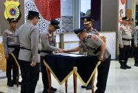 Kapolda Aceh Pimpin Upacara Sertijab Kabidkeu dan Tujuh Kapolres