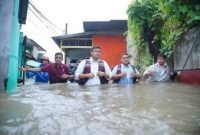 Wali Kota Medan Bobby Nasution Tinjau Warga Terdampak Banjir di Kota Medan, Langsung Perintahkan BPBD Memberikan Pelayanan dan Bantuan Berupa Sembako