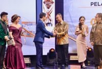 Polri Raih Penghargaan Lembaga dengan Pelayanan dan Komunikasi Terbaik
