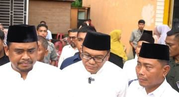 Kunjungan Bobby Nasution Hadiri Maulid DAI Di Tanjung Merawa, ” Cukup Pakai KTP Untuk Berobat”.