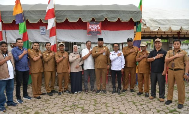 Pj Gubernur Aceh Tinjau Kesiapan TPS untuk Pilkada