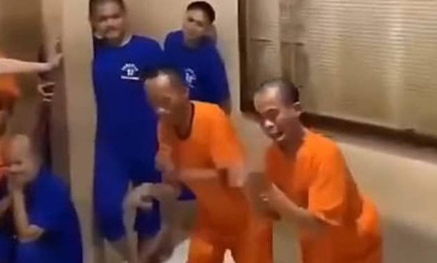 Gunawan Sadbor, Tersangka Kasus Promosi Judi Online, Hibur Penghuni Penjara dengan Joget “Ayam Patuk”