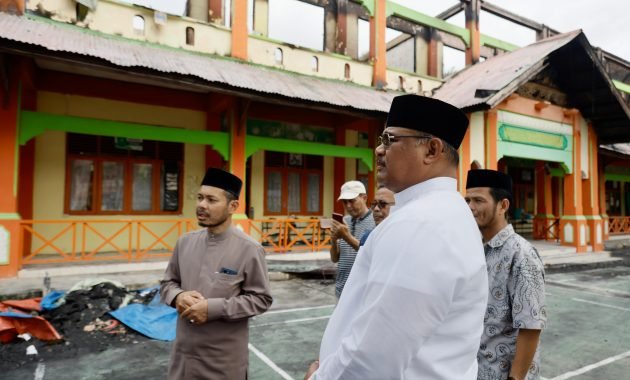 Pj Gubernur Safrizal: Pemerintah Segera Bangun Dayah yang Terbakar di Aceh Besar