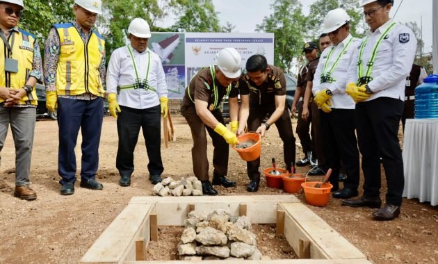 Plt Sekda Aceh Groundbreaking Pembangunan Rumah Susun Kejaksaan Tinggi Aceh 