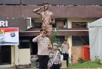 Gagalkan Pelaku Pencuri Motor, Delapan Personel Satlantas Polrestabes Medan Mendapatkan Penghargaan. 