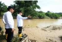 Antisipasi Banjir Tak Terulang, Pj Gubernur Sumut Akan Perkuat dan Tinggikan Tanggul Sungai di Patumbak