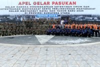 Pj Gubernur Sumut Fatoni Pimpin Apel Gelar Pasukan Ketertiban Umum dan Ketentraman Masyarakat Jelang Nataru
