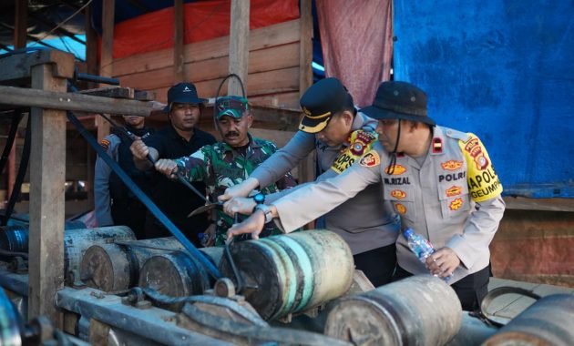 Ditreskrimsus Polda Aceh Tertibkan Tambang Emas ilegal di Pidie