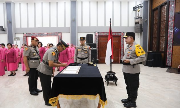 Kapolda Sumut Mutasi Beberapa Pejabat: Pengembangan Wawasan dan Peningkatan Karir