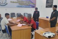 Polres Aceh barat Serahkan Tiga Tersangka Pelaku Judi Online ke Kejari