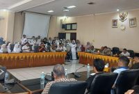 Ratusan Tenaga Kesehatan Aceh Barat Lakukan Audiensi Digedung DPRK, Dalam Hal Mempertanyakan Status Mereka