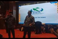 Wakil Bupati Simeulue Terpilih Dan PJ Bupati Simeulue Menampilkan Kebolehannya Main Debus Dipelantikan Himas Banda Aceh