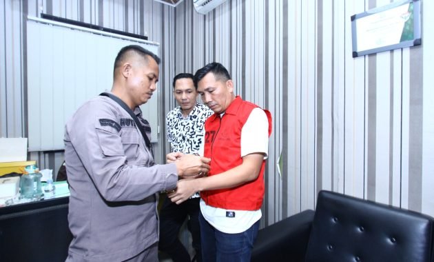 Tim Tabur Kejati Sumut Amankan Juara Tamba, DPO Terpidana Perambah Hutan di Tanjung Merawa