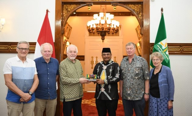 Terima Kunjungan Relawan Red Cross Norwegia, PJ Gubernur Safrizal: Semua Berkat Partisipasi Anda