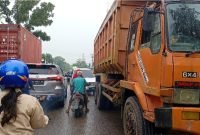 Aktivitas Pergudangan di Sampali Sebabkan Kemacetan dan Kerusakan Jalan, Pemerintah Daerah Diduga Tutup Mata?