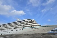 Kapal Pesiar Crystal Symphony Berbendera Bahamas Singgah di kota sabang