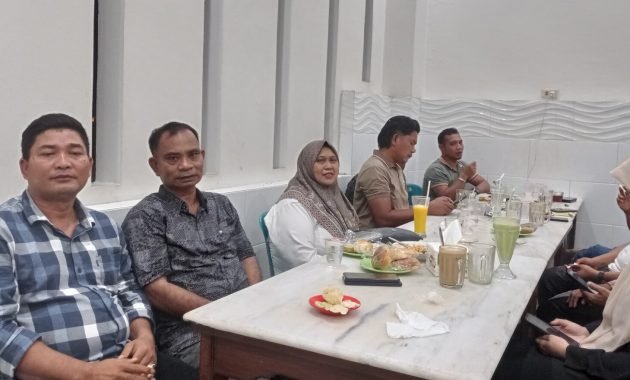 Man Kobra Ucapkan Selamat kepada Wan Marinir Ketua Baru KPA Lhok Tapaktuan