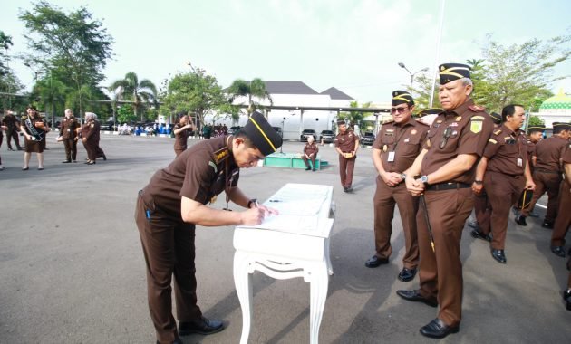 Kajati Sumut Pimpin Apel Pencanangan Pembangunan Zona Integritas Menuju WBBM 2025