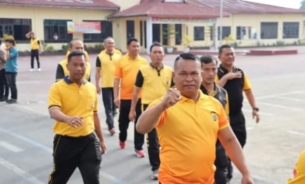 Tingkatkan Soliditas, Personil Polres Dairi Gelar Olahraga Bersama