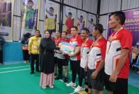 Setelah Berlaga di 14 Club, Turnamen Batminton Antar Instansi PUPR Aceh Barat Di Juarai Club Metro
