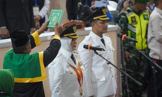 Muallem Lantik Illiza – Afdhal sebagai Wali Kota dan Wakil Wali Kota Banda Aceh periode 2025-2030