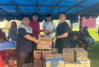Anggota DPRK Simeulue Alismiadin, Berikan Bantuan Masa Panik Untuk Korban Kebakaran Simeulue Tengah 