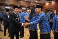 Wagub Fadhlullah Serahkan SK Plt Sekda Aceh untuk Alhudri dan Lantik 47 Pejabat Fungsional