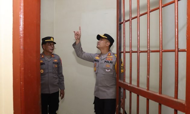 Kapolres Tapteng Sidak Polsek Sorkam: Tekankan Profesionalisme dan Pelayanan