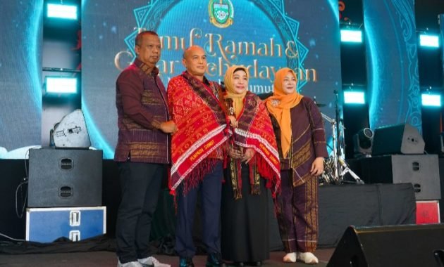Warga Asal Sumut Antusias Ikuti Temu Ramah Pemprov di Pesta Pulau Pinang,Begini Kata Mulyadi Simatupang