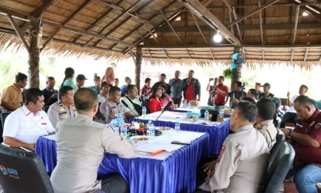 Ngopi Bareng Kapolres Tapanuli Tengah: Pererat Sinergi dengan Insan Pers
