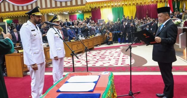 Muallem-Dek Fadh Resmi Dilantik sebagai Gubernur dan Wakil Gubernur Aceh 2025-2030