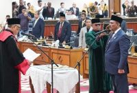 Ali Basrah Resmi Dilantik sebagai Wakil Ketua DPR Aceh