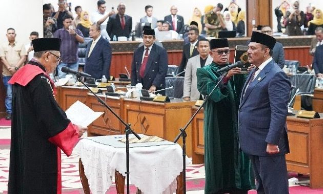Ali Basrah Resmi Dilantik sebagai Wakil Ketua DPR Aceh