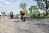 Menjelang Ops Ketupat 2025, Kapolres Sergai Cek Jalan Berlubang di Wilayah Hukum Polres Serdang Bedagai