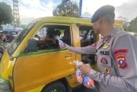 Sat Brimob Polda Sumut Tebarkan Berkah Ramadhan Melalui Aksi Sosial
