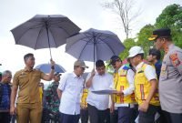 Tinjau Perbaikan Ruas Jalan Nasional Batu Jomba, Bobby Nasution Minta Jalur Aman Dilalui Pemudik